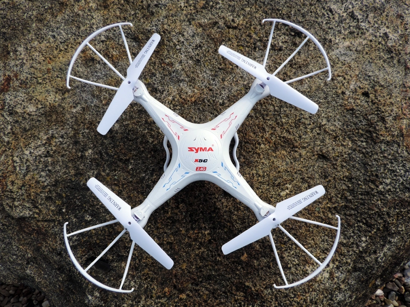 Recenze dronu Syma X5C